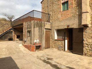 Casa Tor. Baix empordà, tor, casa rústica Casa Tor. Baix empordà, tor, casa rústica