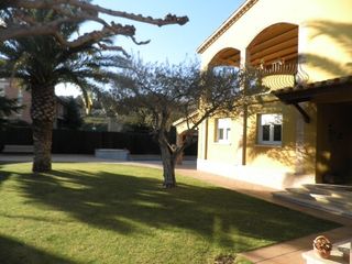 Casa en Major, 1. Baix empordà, foixà, casa Casa en Major, 1. Baix empordà, foixà, casa