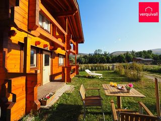 Chalet Camí del segre. Situado en un lugar idílico Chalet Camí del segre. Situado en un lugar idílico