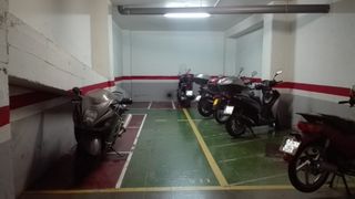 Autoparkplatz Carrer arago. Plaza para coche y moto en aragó Autoparkplatz Carrer arago. Plaza para coche y moto en aragó