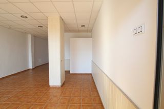 Rent Business premise Carretera santa coloma. Local de lloguer a vilablareix Rent Business premise Carretera santa coloma. Local de lloguer a vilablareix