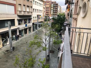 Lloguer Oficina en Carrer anselm clave, 17. En zona comercial y muy luminoso Lloguer Oficina en Carrer anselm clave, 17. En zona comercial y muy luminoso