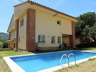 Lloguer Casa Can carló. Amplia e íntima Lloguer Casa Can carló. Amplia e íntima