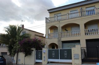 Casa a schiera in Avinguda llorers (dels), 35. Llame e informese! Casa a schiera in Avinguda llorers (dels), 35. Llame e informese!