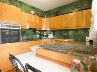 Piso Carrer solana del puig (la). Garatge 76 m2 + traster 23 m2 Piso Carrer solana del puig (la). Garatge 76 m2 + traster 23 m2
