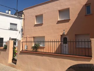 Casa Taialà. Amb moltes possibilitats! Casa Taialà. Amb moltes possibilitats!