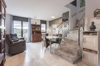 Dúplex Carrer barcelona. Assolellat Dúplex Carrer barcelona. Assolellat