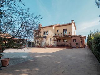Torre Carrer doctor bayes. Amb piscina Torre Carrer doctor bayes. Amb piscina