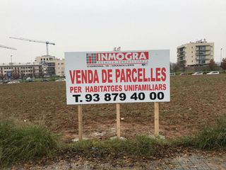 Solar urbano Carrer maria angels anglada. Para vivenda unifamiliar Solar urbano Carrer maria angels anglada. Para vivenda unifamiliar