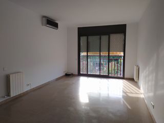 Miete Etagenwohnung El morral. Solo inscritos en habitatge Miete Etagenwohnung El morral. Solo inscritos en habitatge