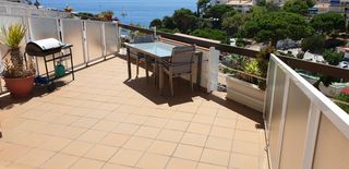 Apartamento en Urbanització cala salions, 29. A pie de playa, gran terraza Apartamento en Urbanització cala salions, 29. A pie de playa, gran terraza
