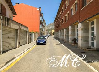 Car parking in Carrer empuries, 1. Aparcamiento/almacen en venta Car parking in Carrer empuries, 1. Aparcamiento/almacen en venta