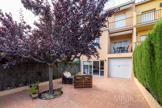 Alquiler Casa Zona colegios. Disponible en septiembre Alquiler Casa Zona colegios. Disponible en septiembre