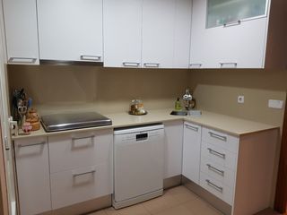 Miete Etagenwohnung Carrer salvador espriu. Bonito piso muy centrico Miete Etagenwohnung Carrer salvador espriu. Bonito piso muy centrico