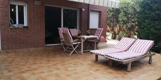 Planta baja en Montgat. Planta baja con jardín de 250m2 Planta baja en Montgat. Planta baja con jardín de 250m2