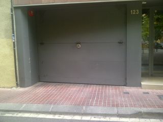 Miete Autoparkplatz Carrer creueta. Parking al centre Miete Autoparkplatz Carrer creueta. Parking al centre