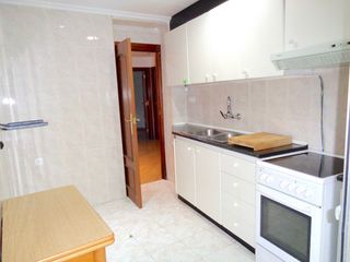 Piso Can fatjó. 4 hab,1 vecino, indep. 149.000€ Piso Can fatjó. 4 hab,1 vecino, indep. 149.000€