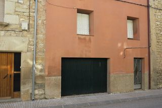 Casa en Carrer raval de tarrega, 25. Casa de poble Casa en Carrer raval de tarrega, 25. Casa de poble