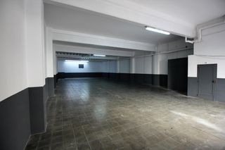 Magazzino in Carrer volta, 189. Al costat parc sant jordi Magazzino in Carrer volta, 189. Al costat parc sant jordi