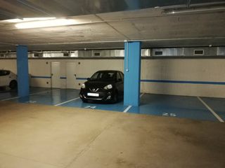 Alquiler Parking coche en Carrer josep gaspa (de), 19. Amplia y nueva Alquiler Parking coche en Carrer josep gaspa (de), 19. Amplia y nueva
