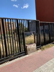 Alquiler Solar urbano Calle amposta Alquiler Solar urbano Calle amposta