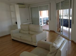 Pis Carrer diagonal. Piso 95m² esquinero can palots Pis Carrer diagonal. Piso 95m² esquinero can palots
