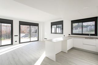 Planta baixa en Passeig joaquim matas, 67. Obra nueva entrega inmediata Planta baixa en Passeig joaquim matas, 67. Obra nueva entrega inmediata