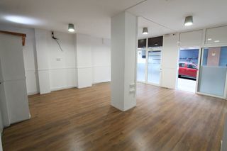 Local commercial Castillo. Local comercial Local commercial Castillo. Local comercial