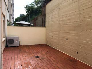 Piso en Califòrnia-Santa Madrona. Planta baja en zona de ocata Piso en Califòrnia-Santa Madrona. Planta baja en zona de ocata