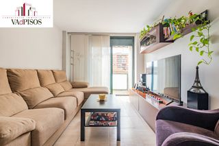 Piso Plaça joan alsina. Con gran tza de 35 m2 y garaje Piso Plaça joan alsina. Con gran tza de 35 m2 y garaje