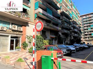 Piso Carrer bailen. Bajos dúplex con encanto Piso Carrer bailen. Bajos dúplex con encanto