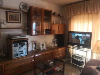 Casa aparellada Centro. Vivienda en alquiler próxima tel Casa aparellada Centro. Vivienda en alquiler próxima tel
