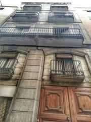 Edificio Carrer sant antoni. Valls/ajuntament Edificio Carrer sant antoni. Valls/ajuntament
