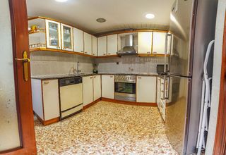 Casa en Fondo. Casa con estilo Casa en Fondo. Casa con estilo