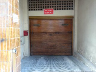 Parking coche en Carrer piera, 3. Aparcament al poble sec Parking coche en Carrer piera, 3. Aparcament al poble sec