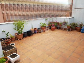 Duplex Zona vinyets-jto plaza cataluña. Duplex semi-nuevo+terraza Duplex Zona vinyets-jto plaza cataluña. Duplex semi-nuevo+terraza