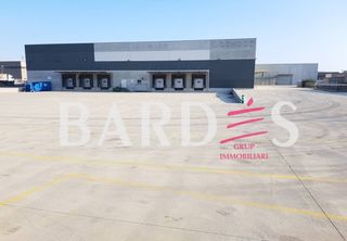 Affitto Capannone industriale Pol. industrial. Nave industrial tipo-c 6 muelles Affitto Capannone industriale Pol. industrial. Nave industrial tipo-c 6 muelles