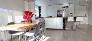 Click to see details of this property Click to see details of this property