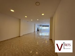 Local Comercial en Carrer Calàbria