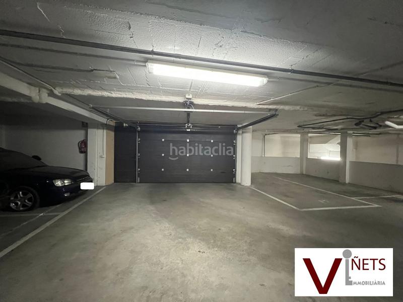 Foto 291f763a-c8d3-4a6b-a87f-710a02ea380d. Car parking in Centelles