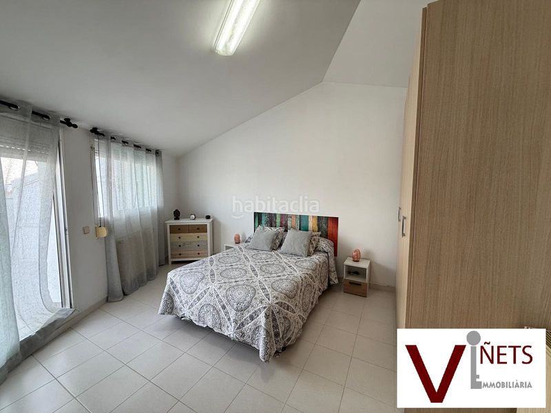 Foto f1a8a70e-5a7c-4ac8-bb69-29afd68a9f46. Tríplex amb calefacció aparcament a Montserrat - El Passeig Garriga (La)