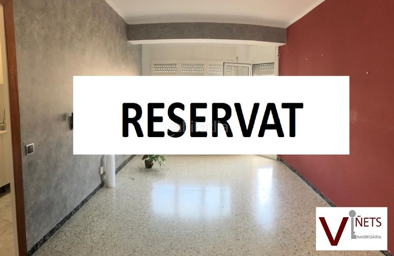 Foto 725ce7b0-82b7-4b12-aa6f-5ff0cf53cb85. Piso pis molt cèntric en venda, situat en una ubicació privilegiada al costat del cap i de la biblioteca, amb tots els serveis i comerç en Garriga (La)