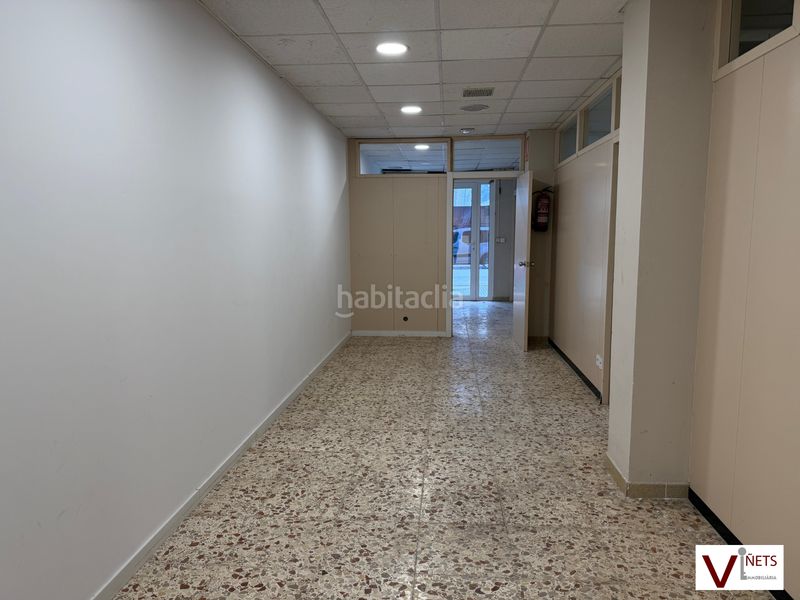 Foto 3f236f46-9b5e-451c-a411-d0ba3d3eb600. Alquiler local comercial local en lloguer situat al barri de dalt, a al carrer calàbria. en Garriga (La)