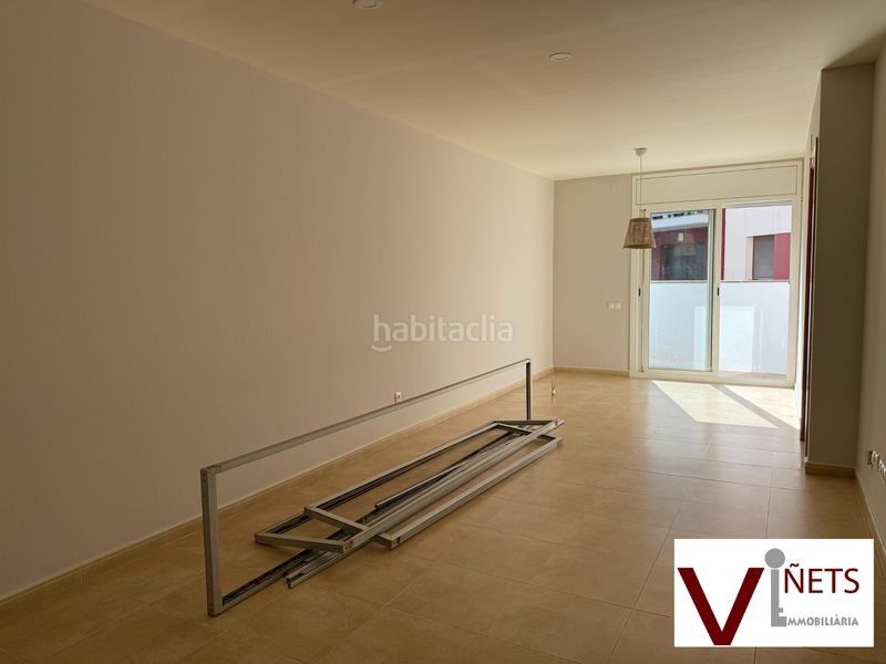 Foto d6339a47-35fa-4c4d-aec1-d49063acc5d2. Planta baixa a Centre Garriga (La)