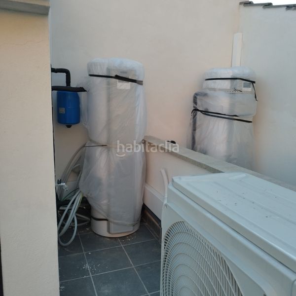 Foto cdf12128-78d5-48c2-ab2e-55b77cdec66a. Zweistöckige wohnung mit heizung parking in Poble Sec Igualada