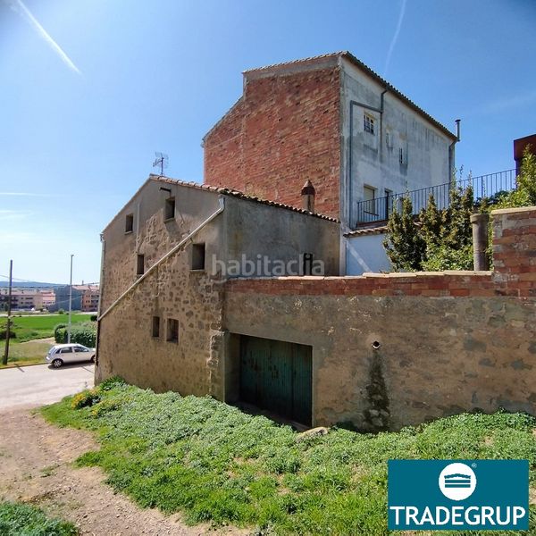 Foto 42211855-bfd0-4ede-9876-73a5d44836dd. Casa adossada a Calaf