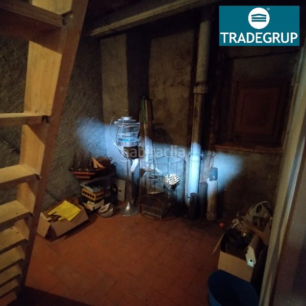 Foto d13e9bfb-e918-4220-8833-345403bd0c18. Casa adossada a Calaf