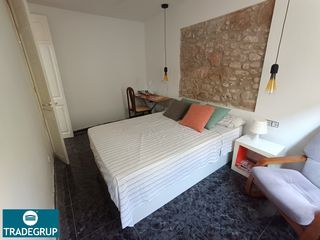 Etagenwohnung in Centre