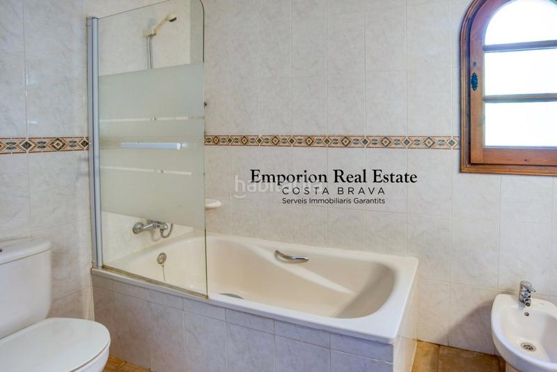 Foto 9616fd0c-57ca-4784-b99b-50fcff5ab417. Lloguer casa amb aparcament piscina a Cabanyes-Mas Ambrós-Mas Pallí Calonge