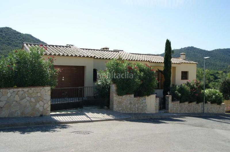 Foto f9b5b031-bd66-4993-b669-0c47c51ef660. Lloguer casa amb aparcament piscina a Cabanyes-Mas Ambrós-Mas Pallí Calonge